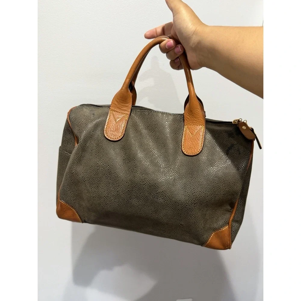 BRIC'S ITALY pebbled Resistant Life Cargo Duffle TRAVEL Bag‎ Cognac Trim 14x9x7